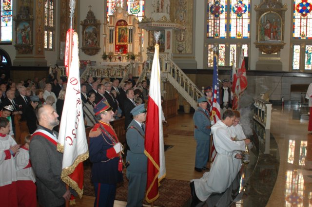 mszawzokazji65rocznicypowstaniakongresupoloniiamerykaskiej17.jpg