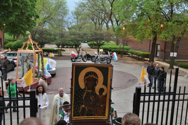 powitanieikonymatkiboskiejczestochowskiej17.jpg