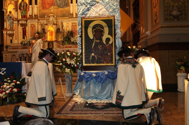 powitanieikonymatkiboskiejczestochowskiej19.jpg